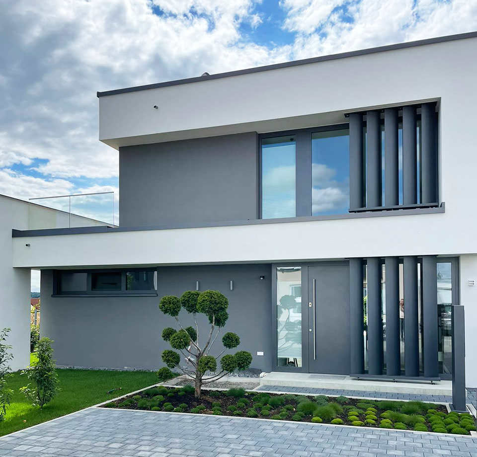 Modern árnyékolás Egerben - Redőny és zsalúzia szerelés